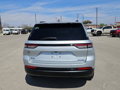 2022 Jeep Grand Cherokee Altitude 4x4