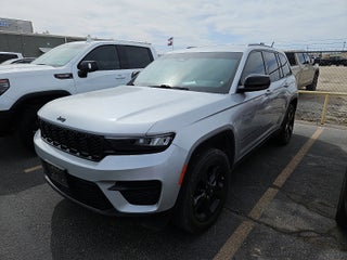 2022 Jeep Grand Cherokee Altitude 4x4