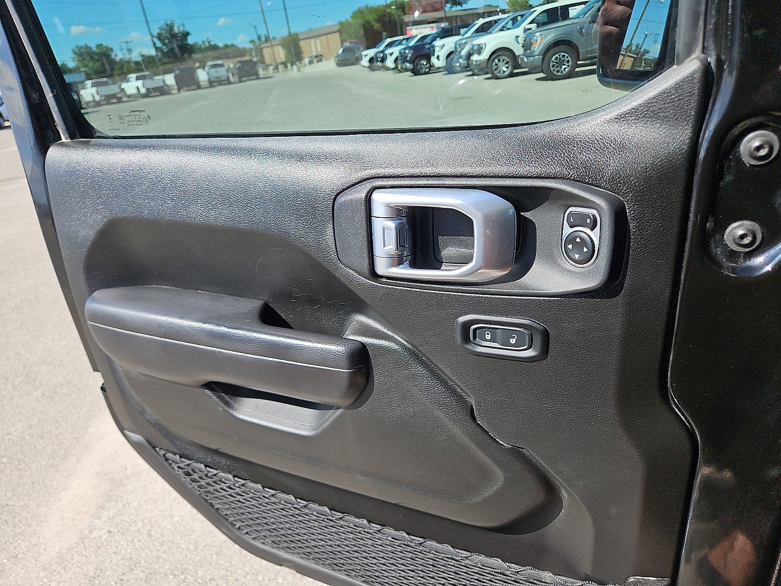 2024 Jeep Gladiator Nighthawk