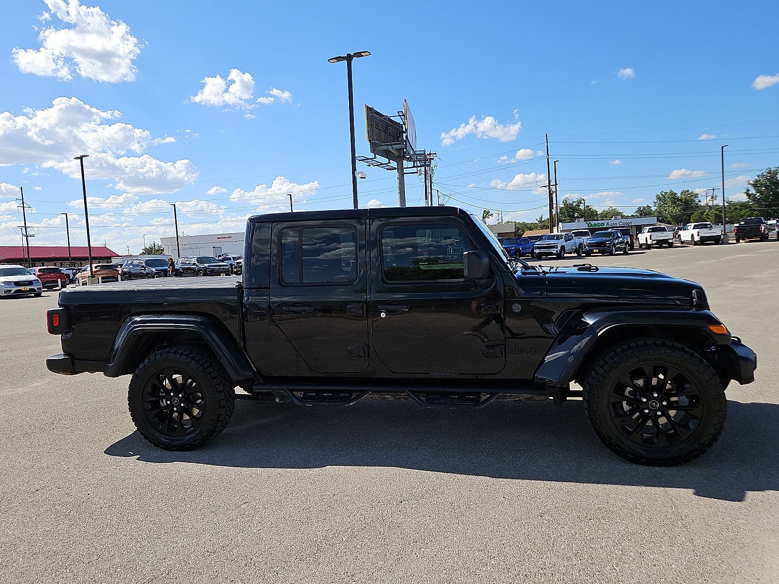 2024 Jeep Gladiator Nighthawk