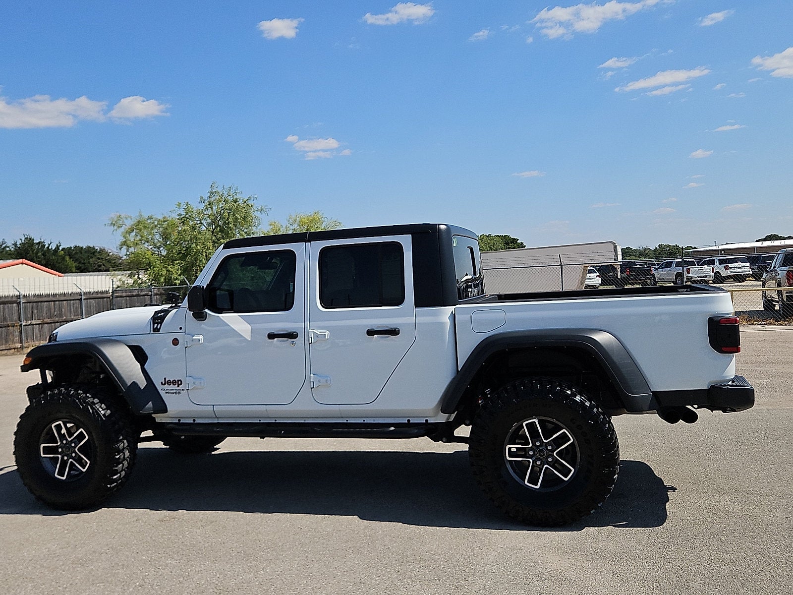 2024 Jeep Gladiator Mojave