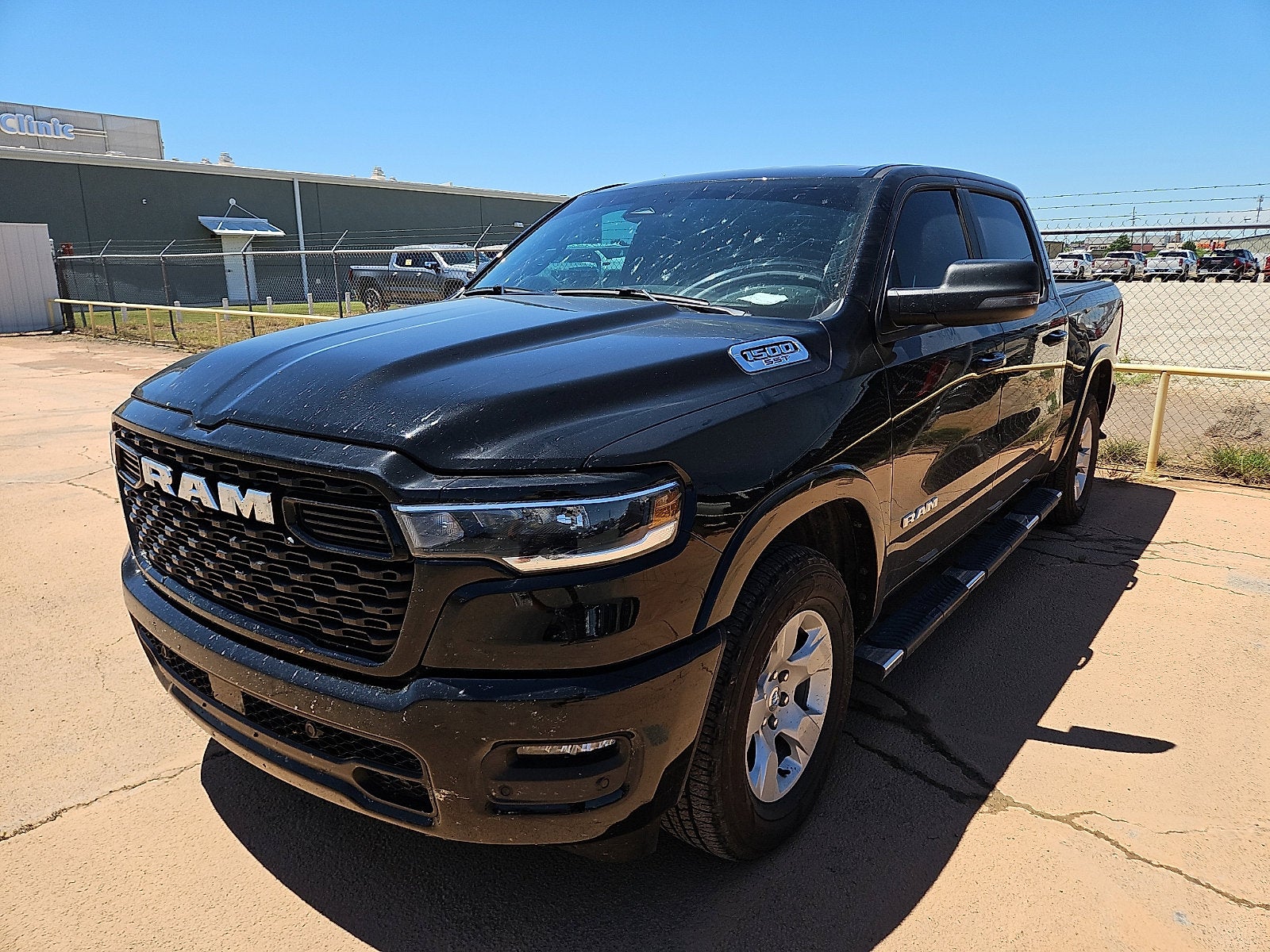 2025 RAM 1500 Big Horn/Lone Star 4x4 Crew Cab 5'7's photo