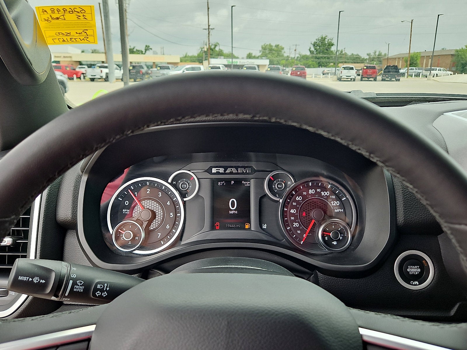 2025 RAM 1500 Lone Star Crew Cab 4x4 5'7" Box