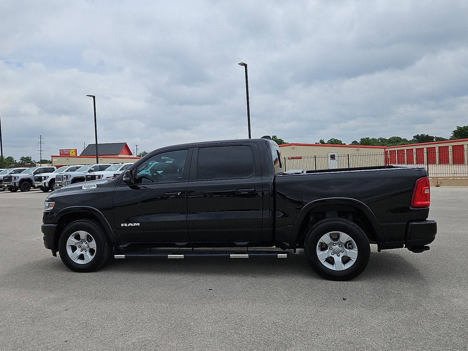 2025 RAM 1500 Lone Star Crew Cab 4x4 5'7" Box