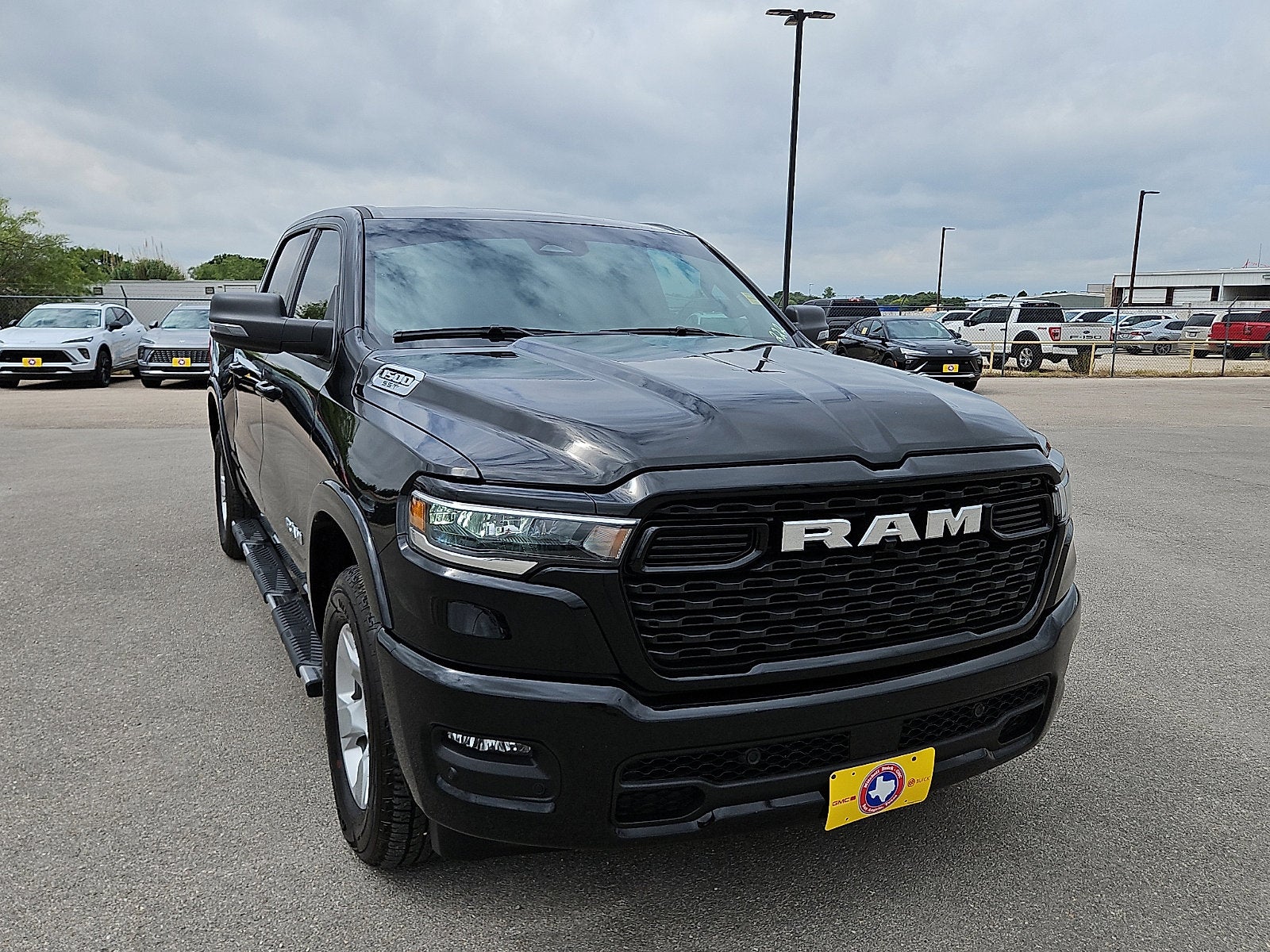 2025 RAM 1500 Lone Star Crew Cab 4x4 5'7" Box