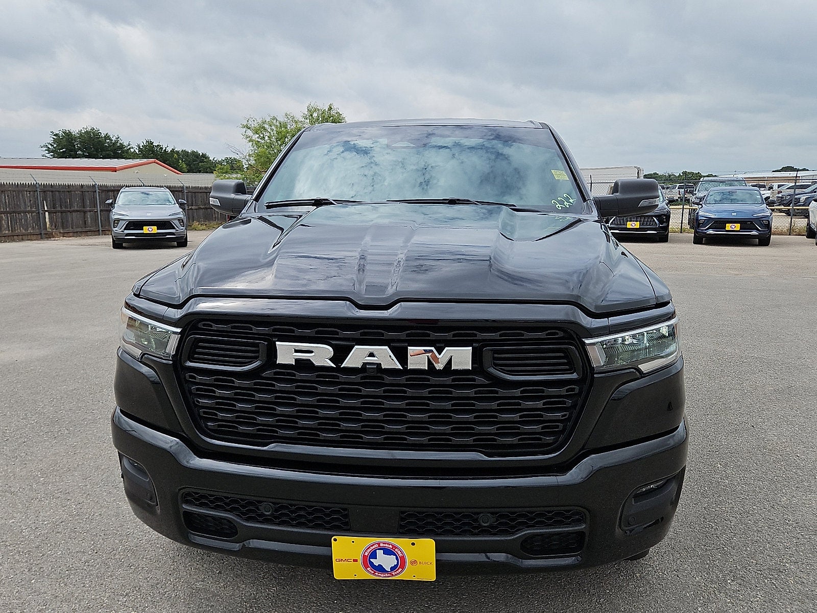 2025 RAM 1500 Lone Star Crew Cab 4x4 5'7" Box