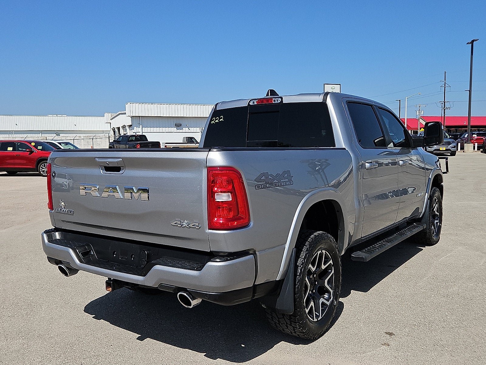 2025 RAM 1500 Laramie Crew Cab 4x4 5'7" Box
