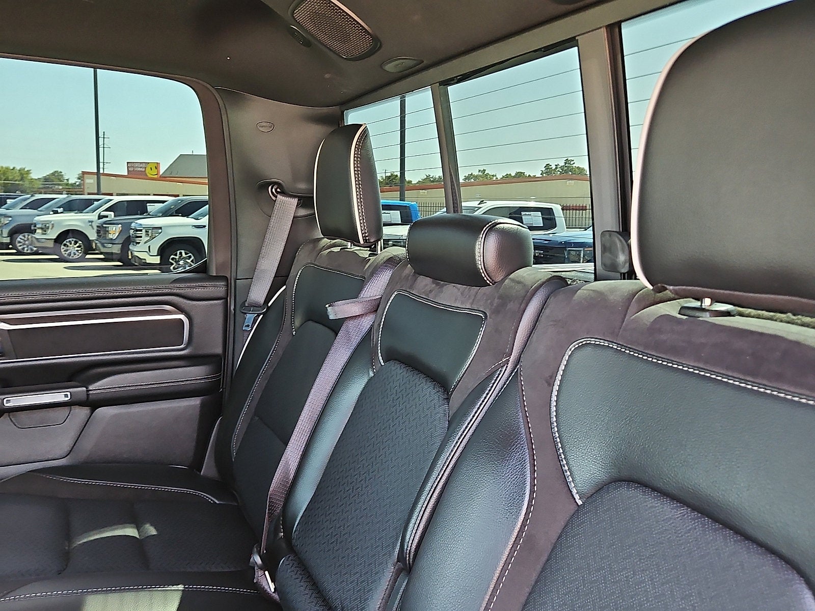 2025 RAM 1500 Laramie Crew Cab 4x4 5'7" Box