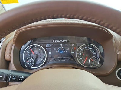 2022 RAM 1500 Laramie Crew Cab 4x4 5'7" Box