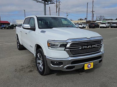 2022 RAM 1500 Laramie Crew Cab 4x4 5'7" Box