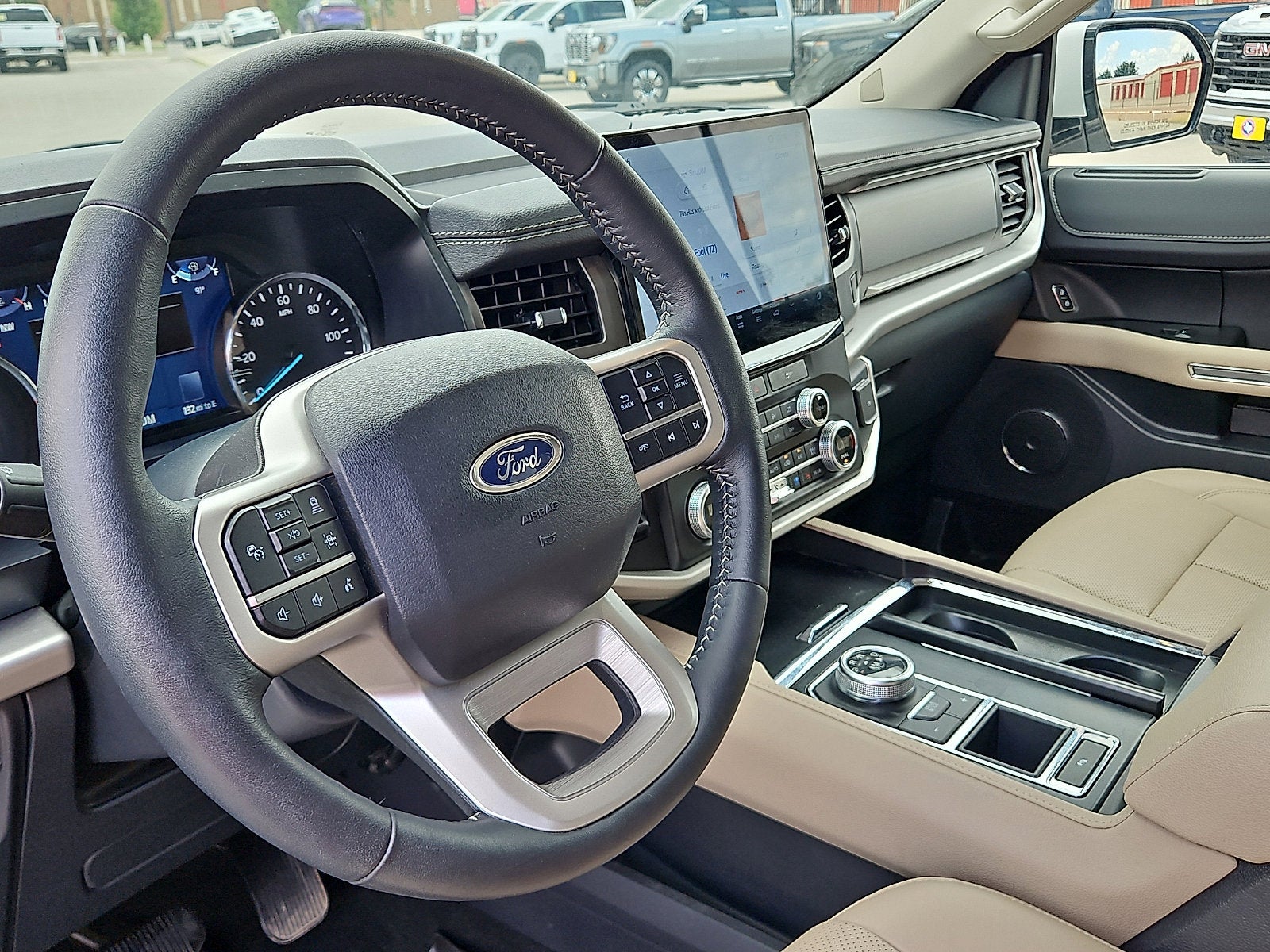 2024 Ford Expedition XLT