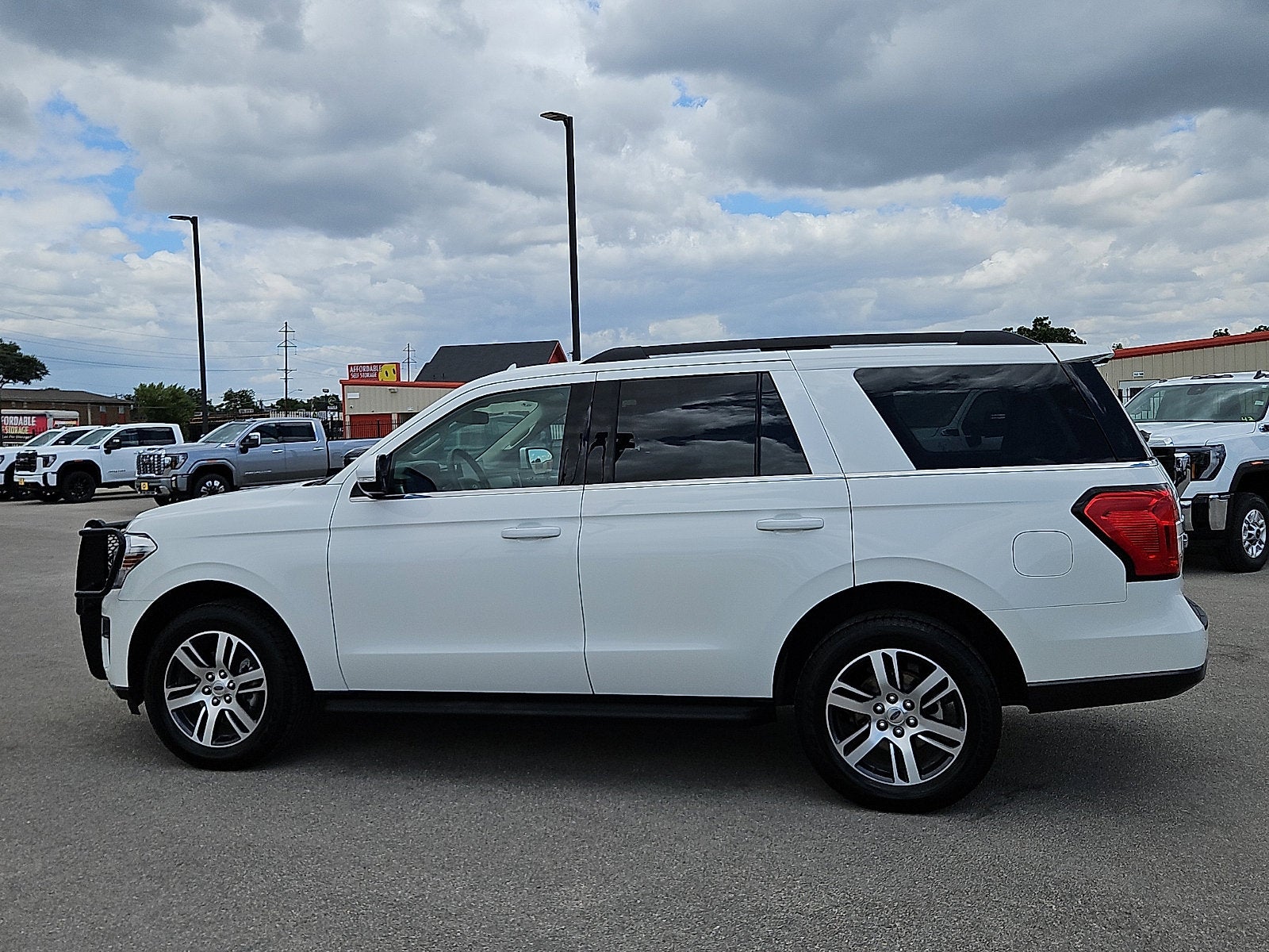 2024 Ford Expedition XLT