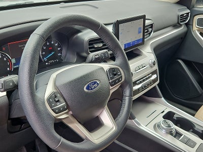 2024 Ford Explorer XLT