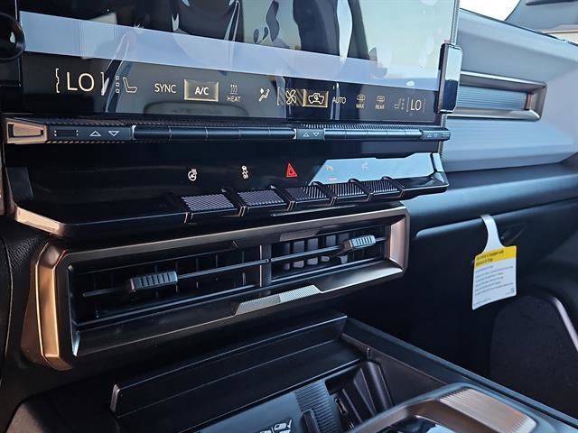 2025 GMC HUMMER EV SUV 3X