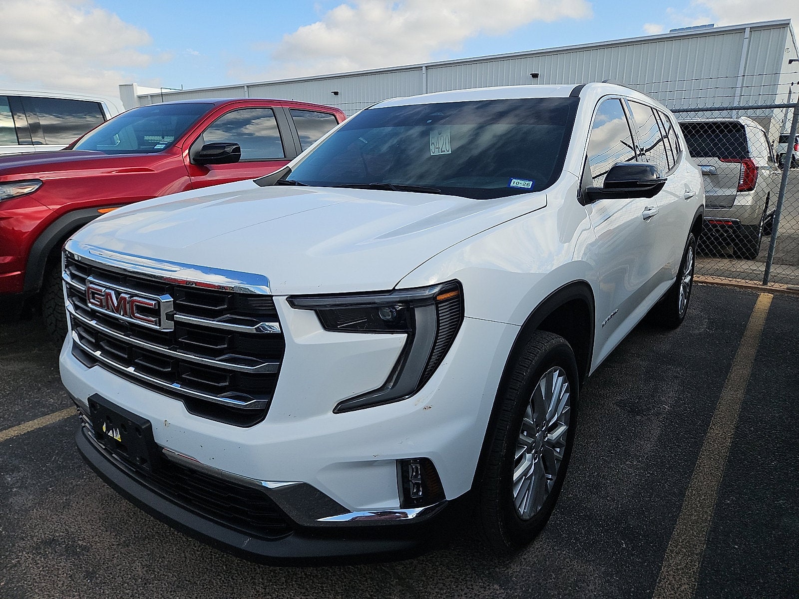 2024 GMC Acadia Elevation