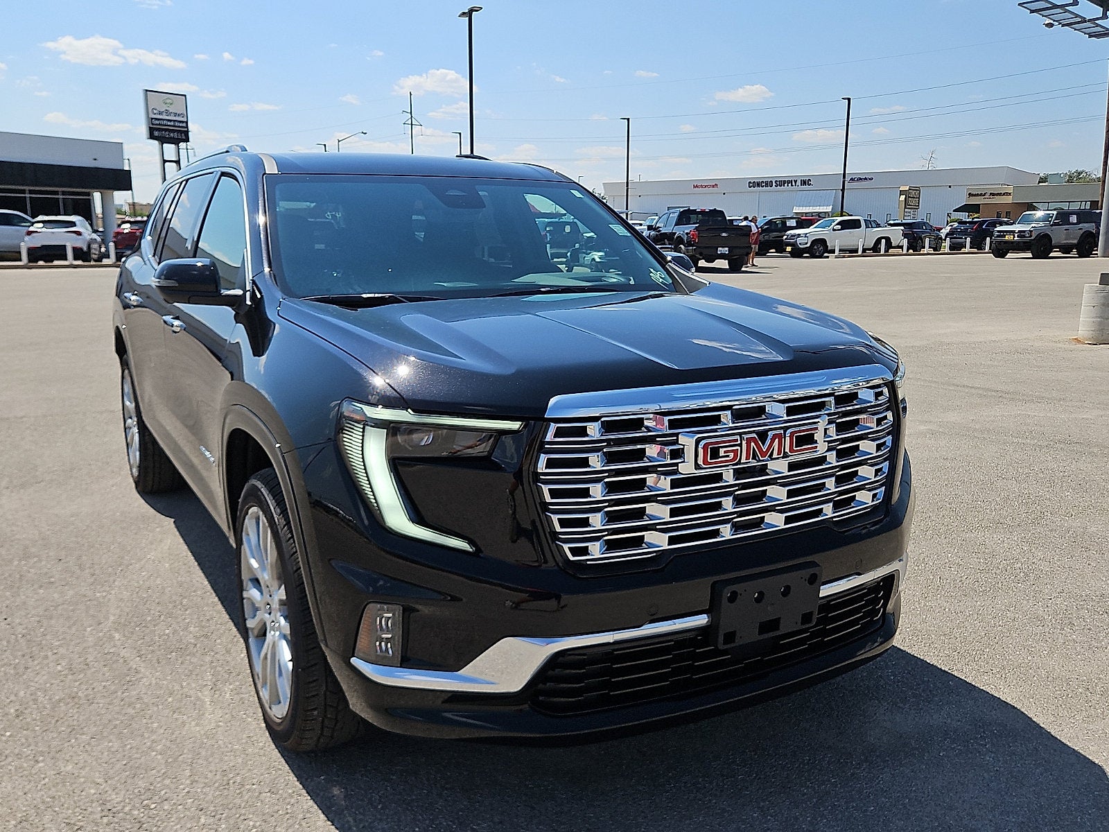 2026 GMC Acadia Denali