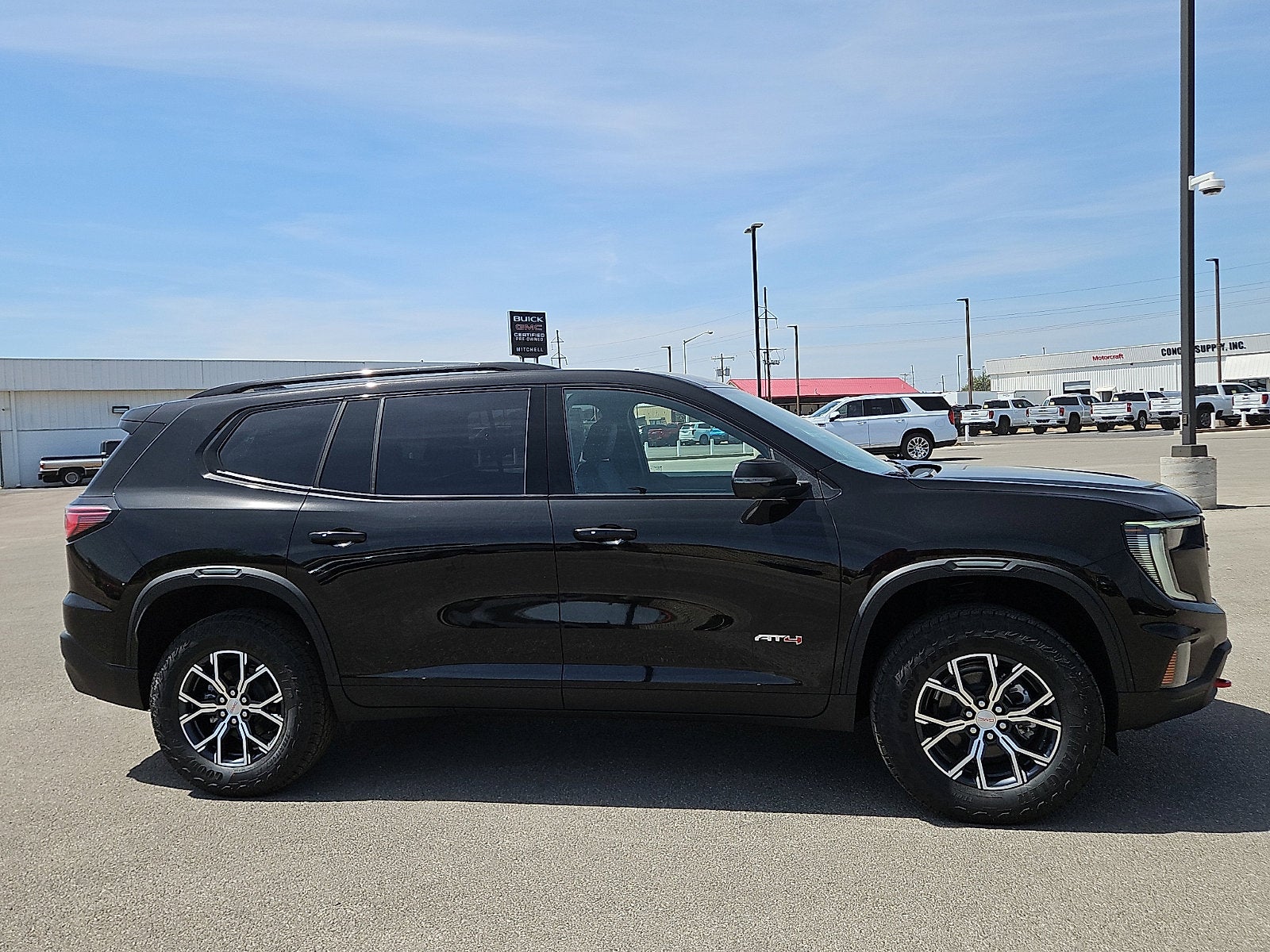 2026 GMC Acadia AT4