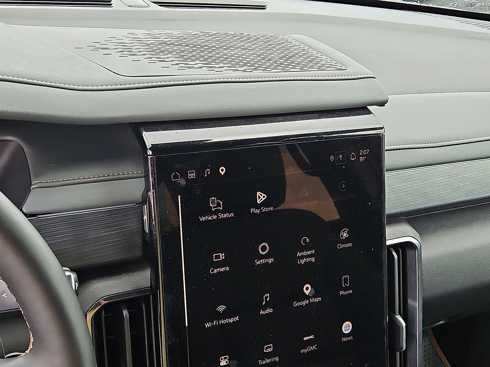 2024 GMC Acadia AT4