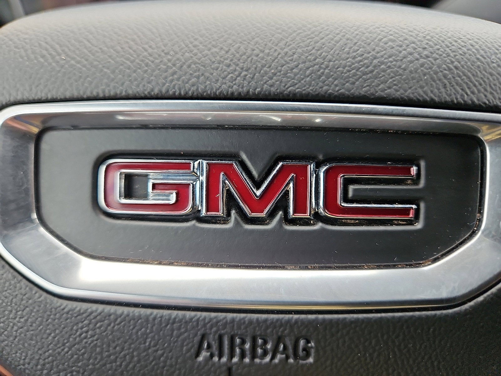 2024 GMC Acadia AT4