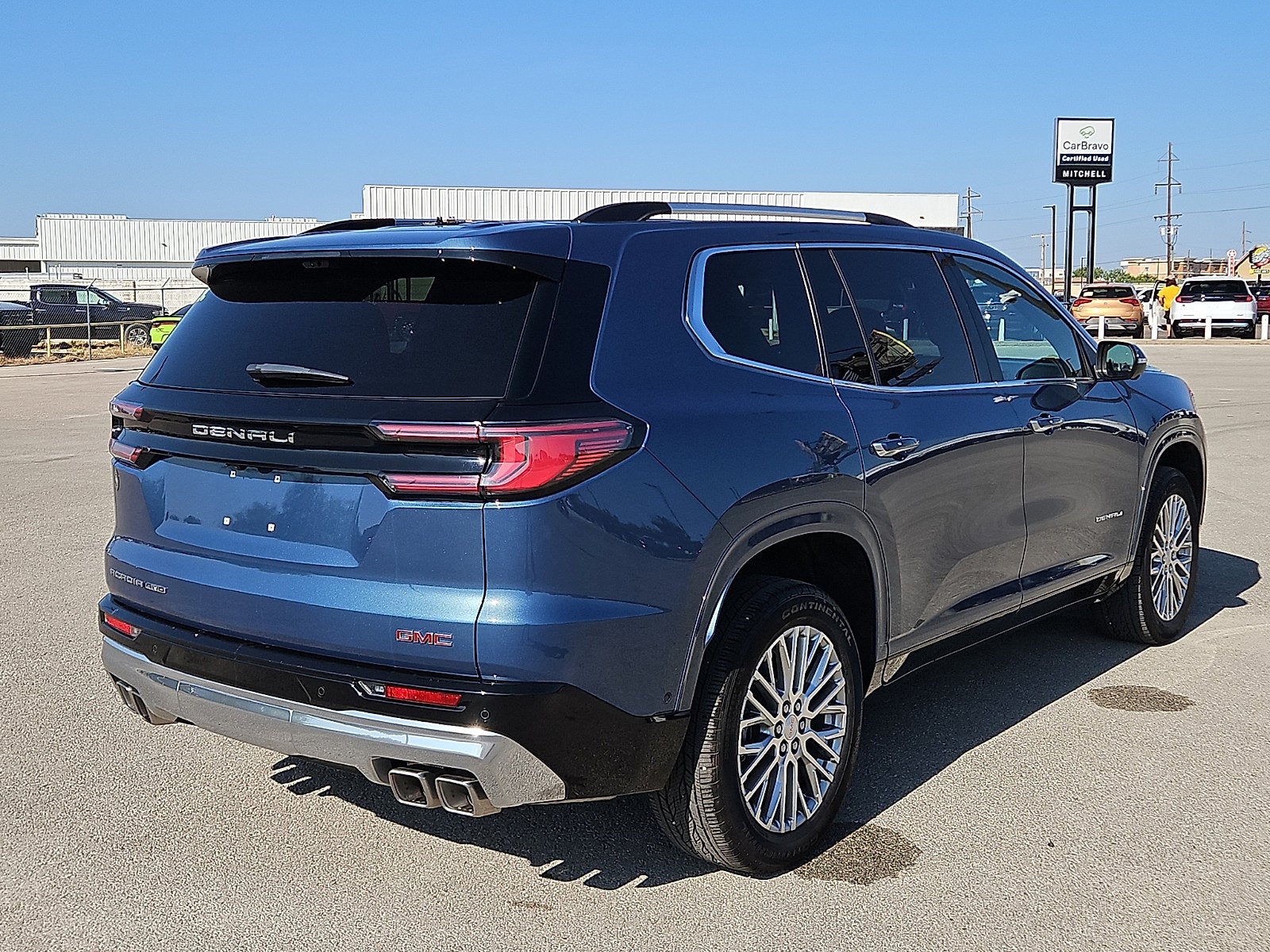 2026 GMC Acadia Denali