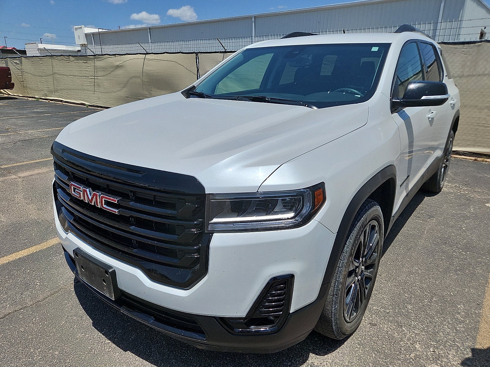 2023 GMC Acadia SLT