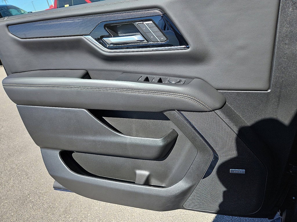 2025 GMC Yukon Elevation