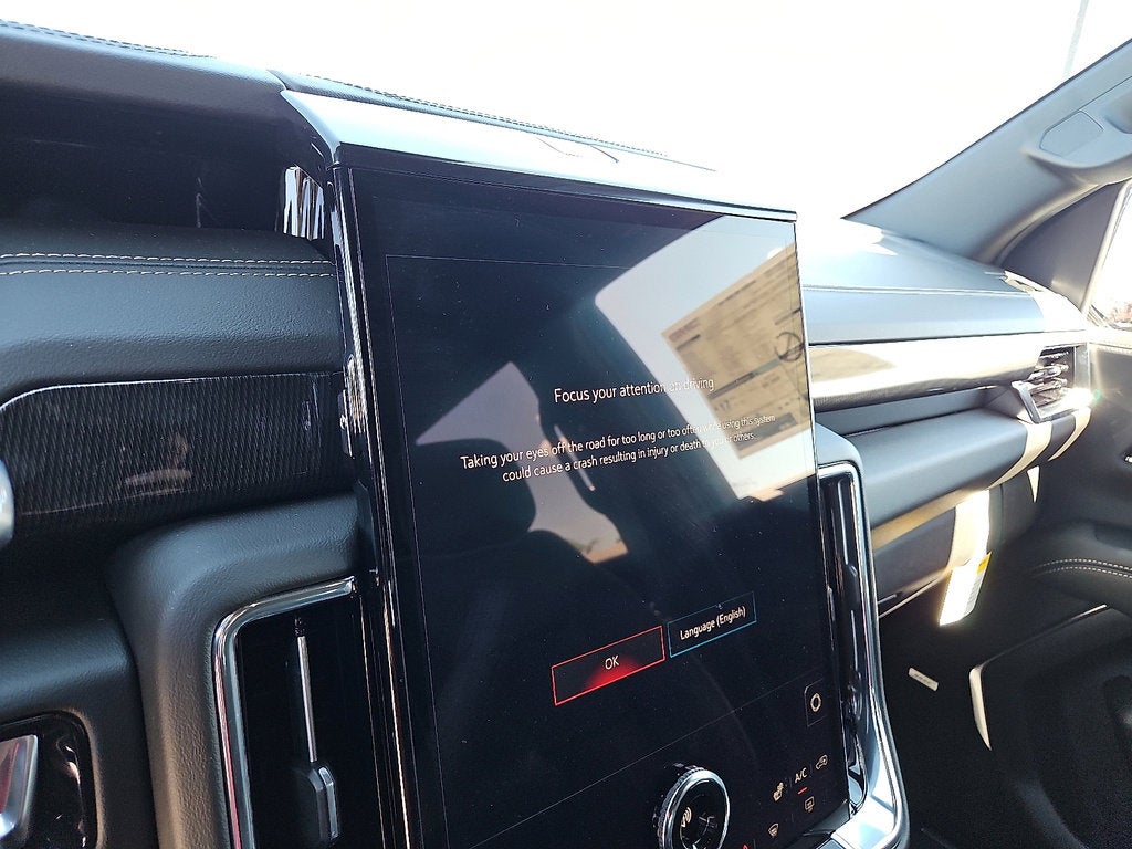 2025 GMC Yukon Elevation