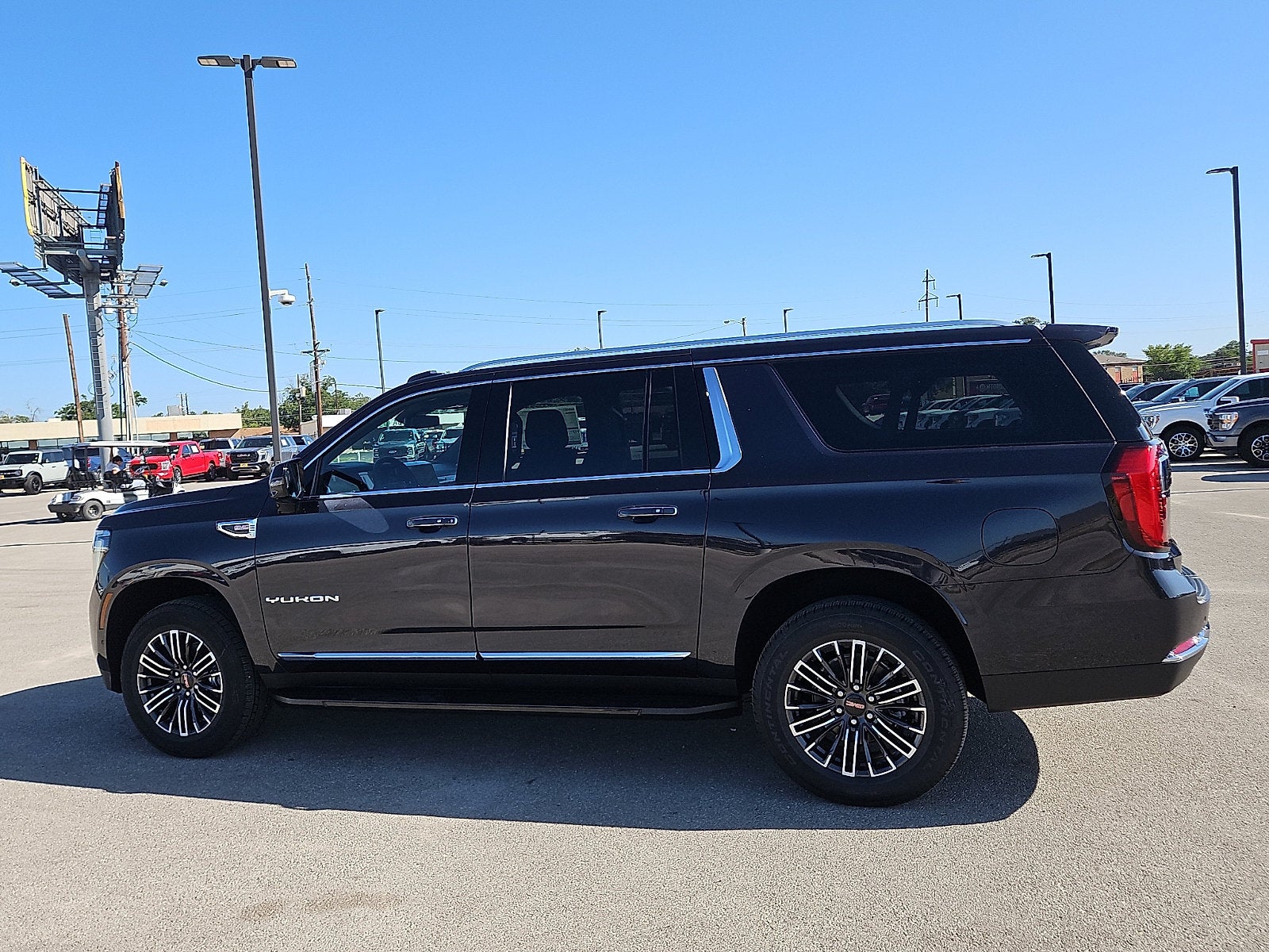 2026 GMC Yukon XL Elevation