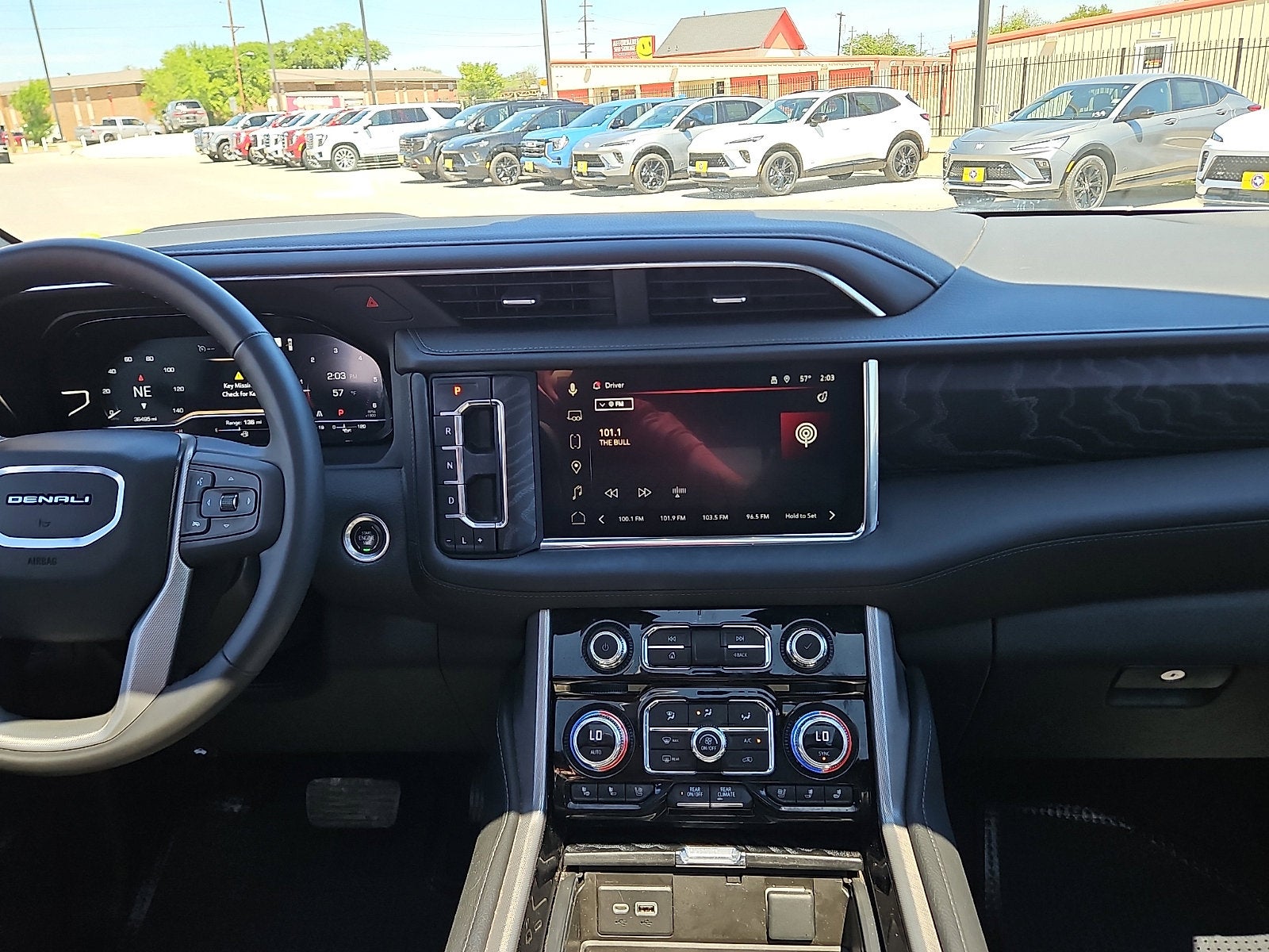 2023 GMC Yukon XL Denali