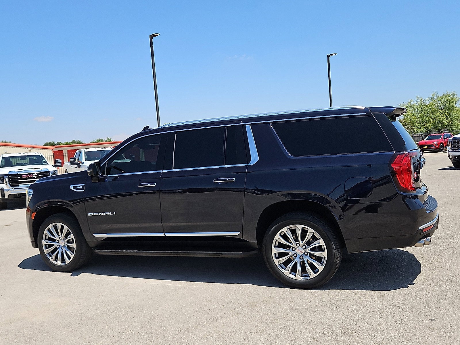 2024 GMC Yukon XL Denali