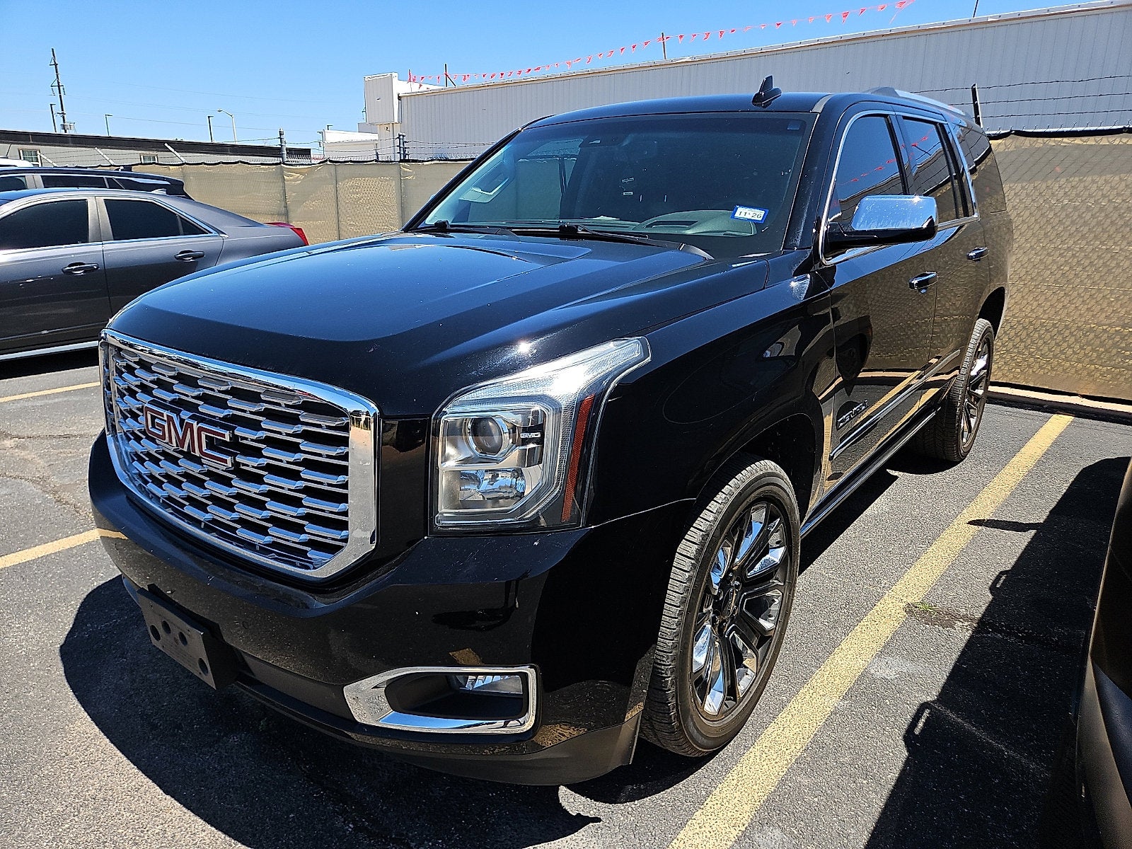 2018 GMC Yukon 4WD Denali's photo