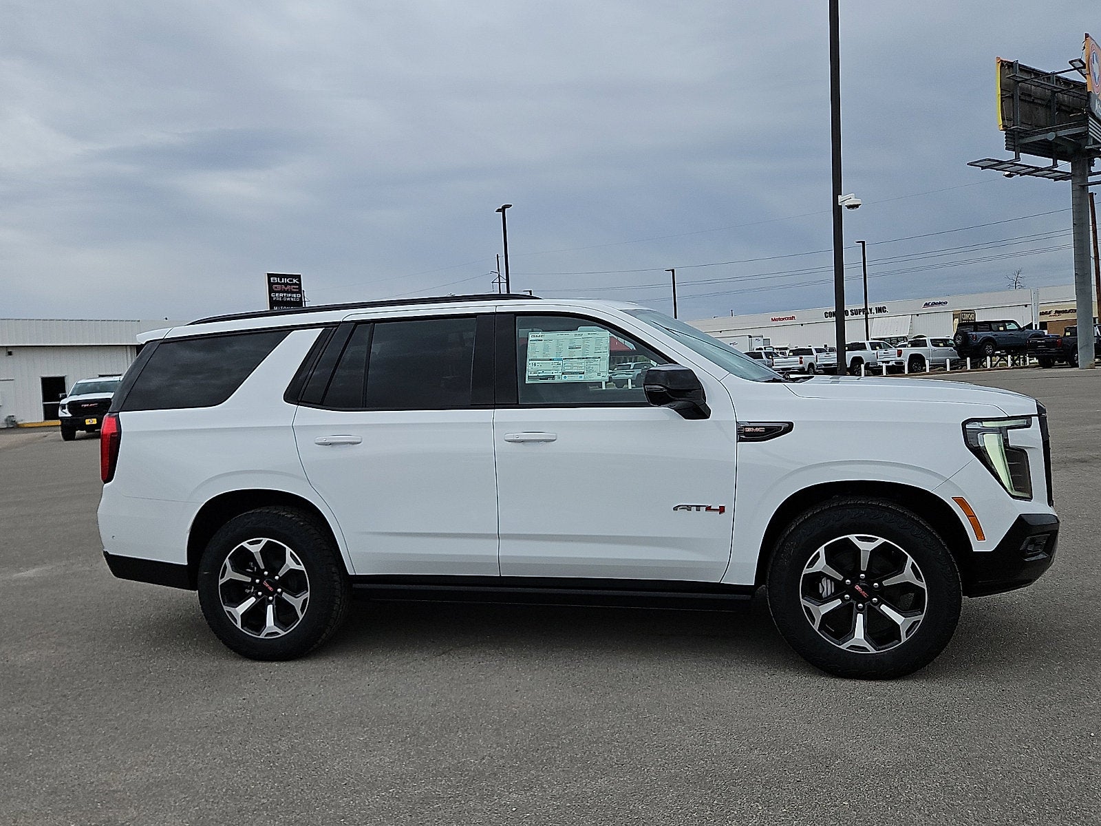 2026 GMC Yukon AT4