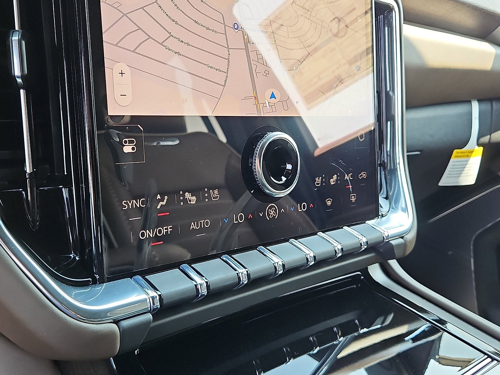 2026 GMC Yukon Denali Ultimate - Photo 19