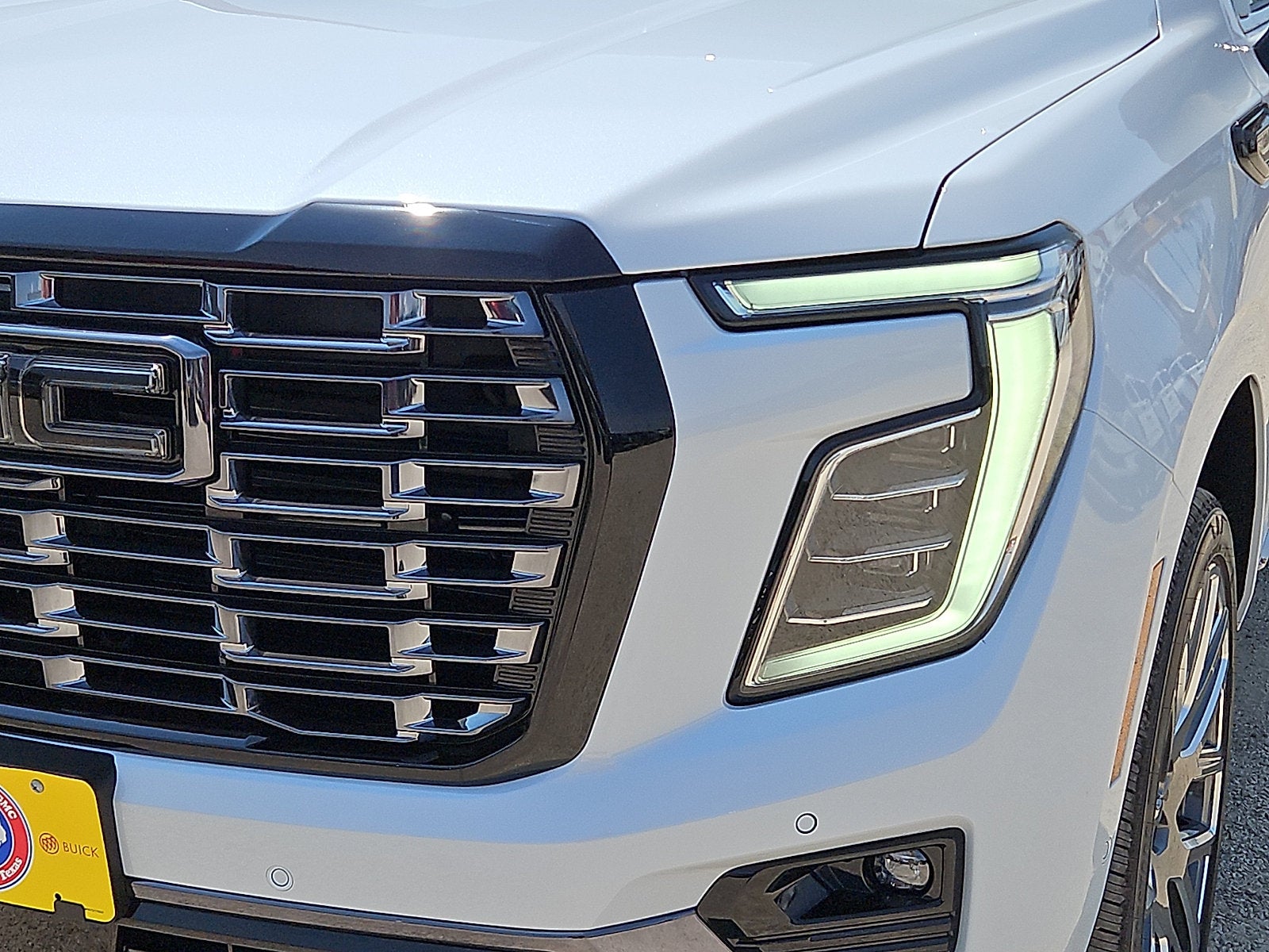 2026 GMC Yukon Denali Ultimate - Photo 7