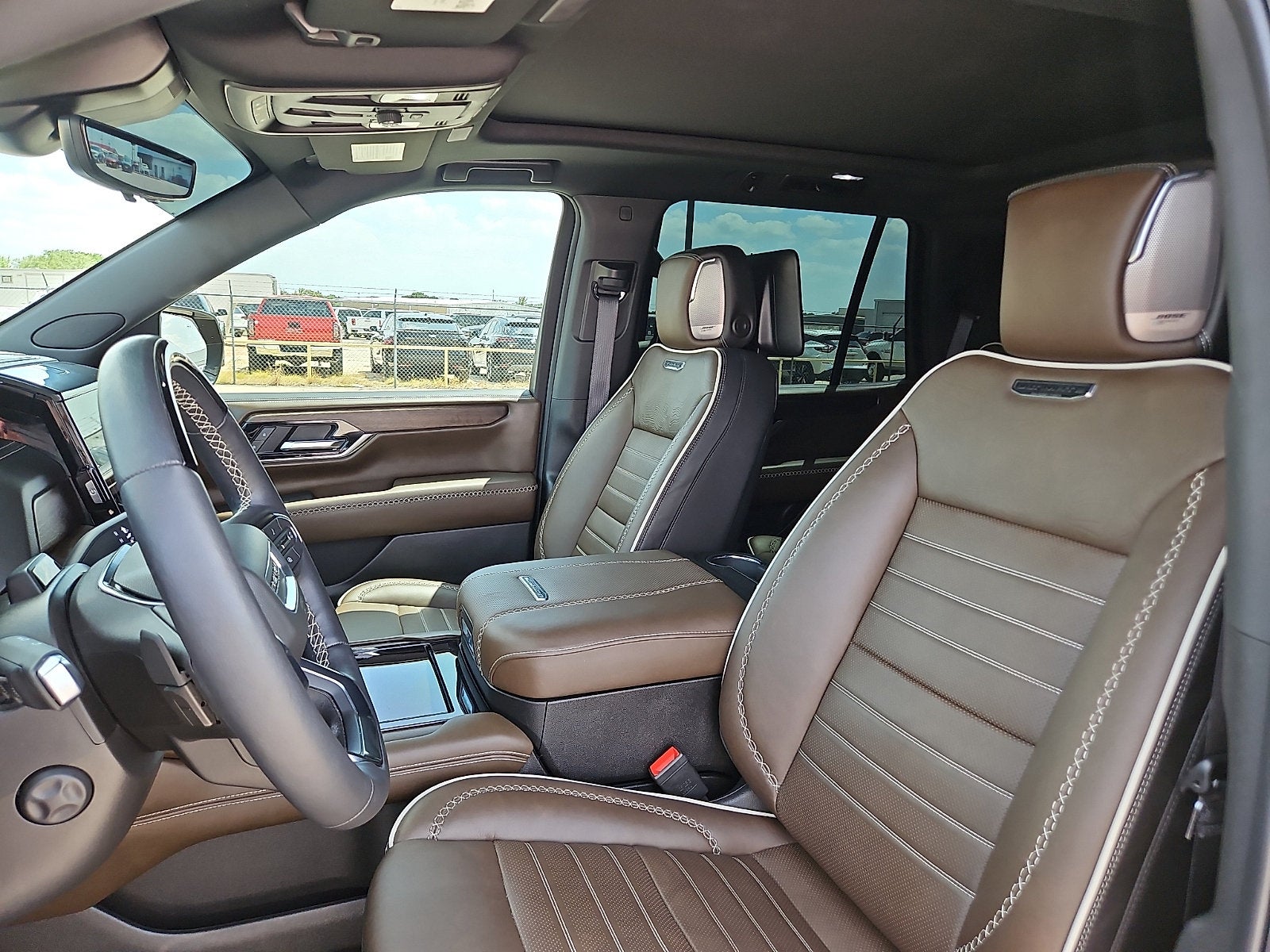 2025 GMC Yukon Denali Ultimate