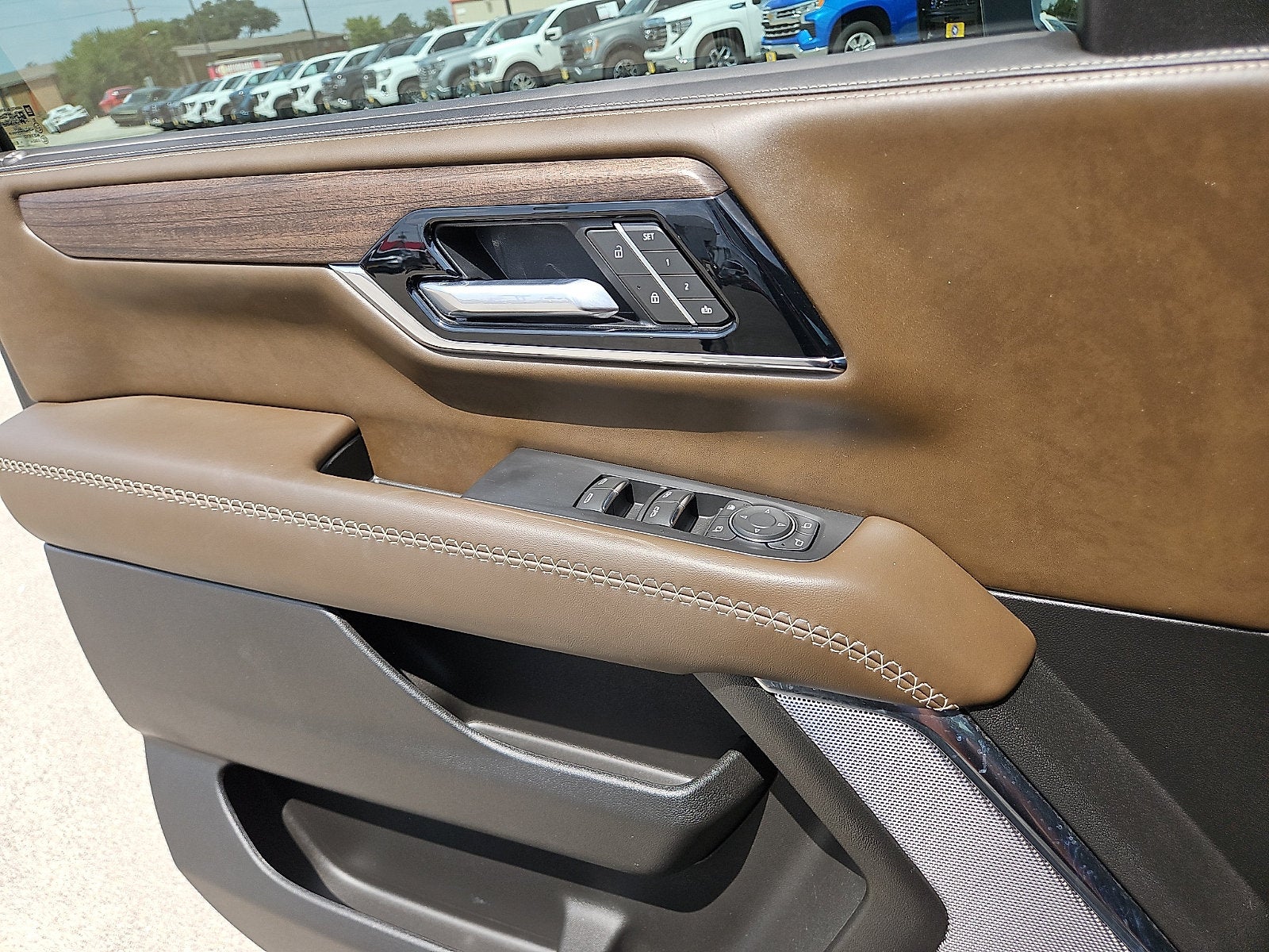 2025 GMC Yukon Denali Ultimate