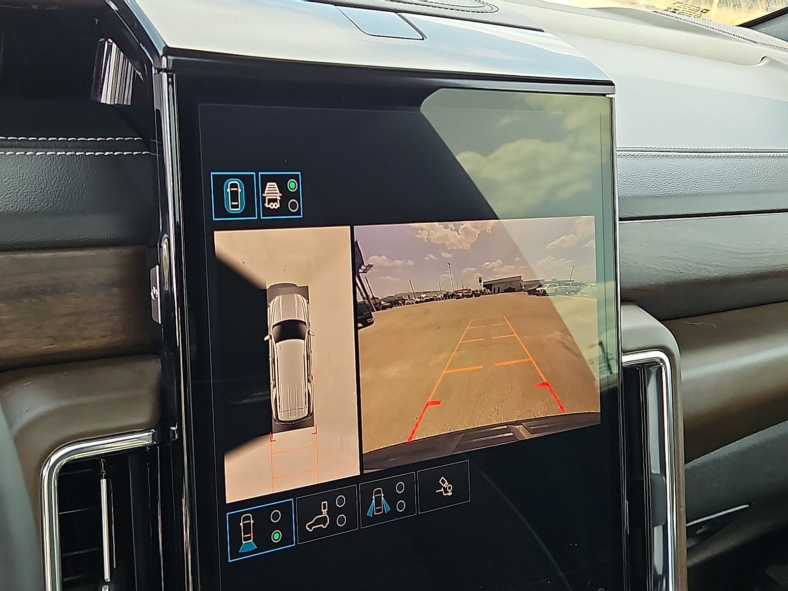 2025 GMC Yukon Denali Ultimate