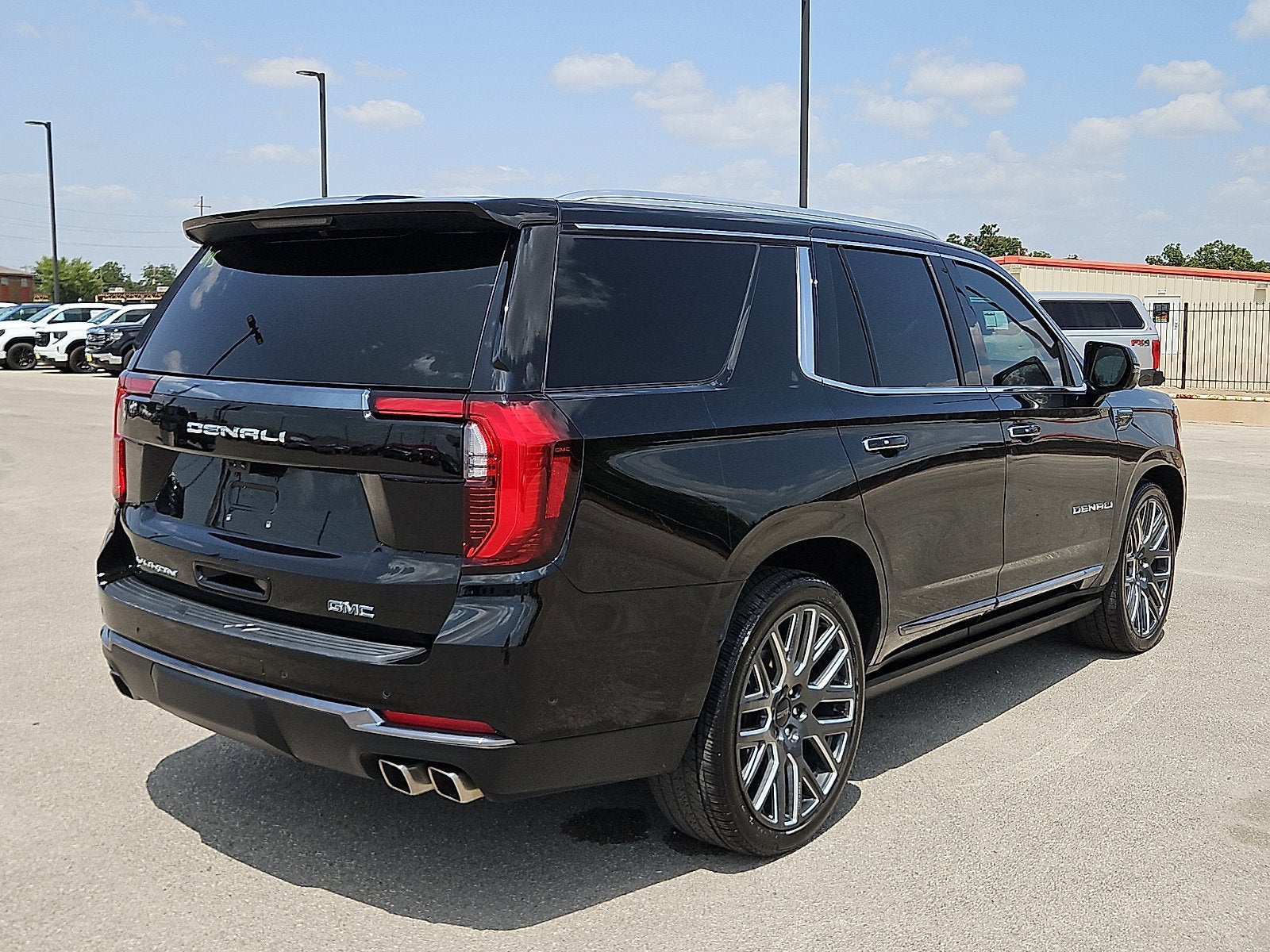 2025 GMC Yukon Denali Ultimate