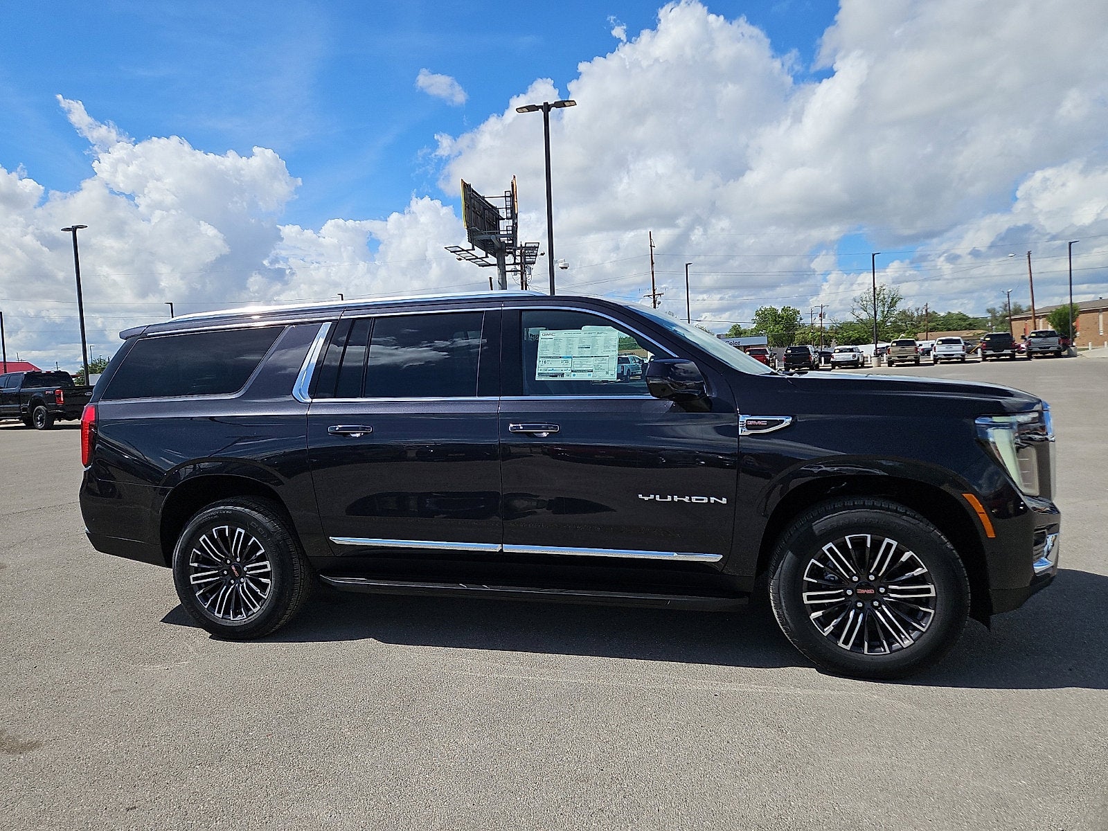 2026 GMC Yukon XL Elevation