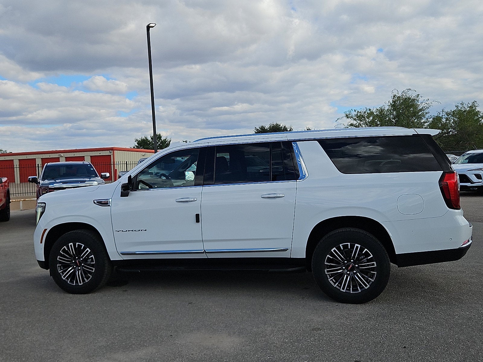 2026 GMC Yukon XL Elevation