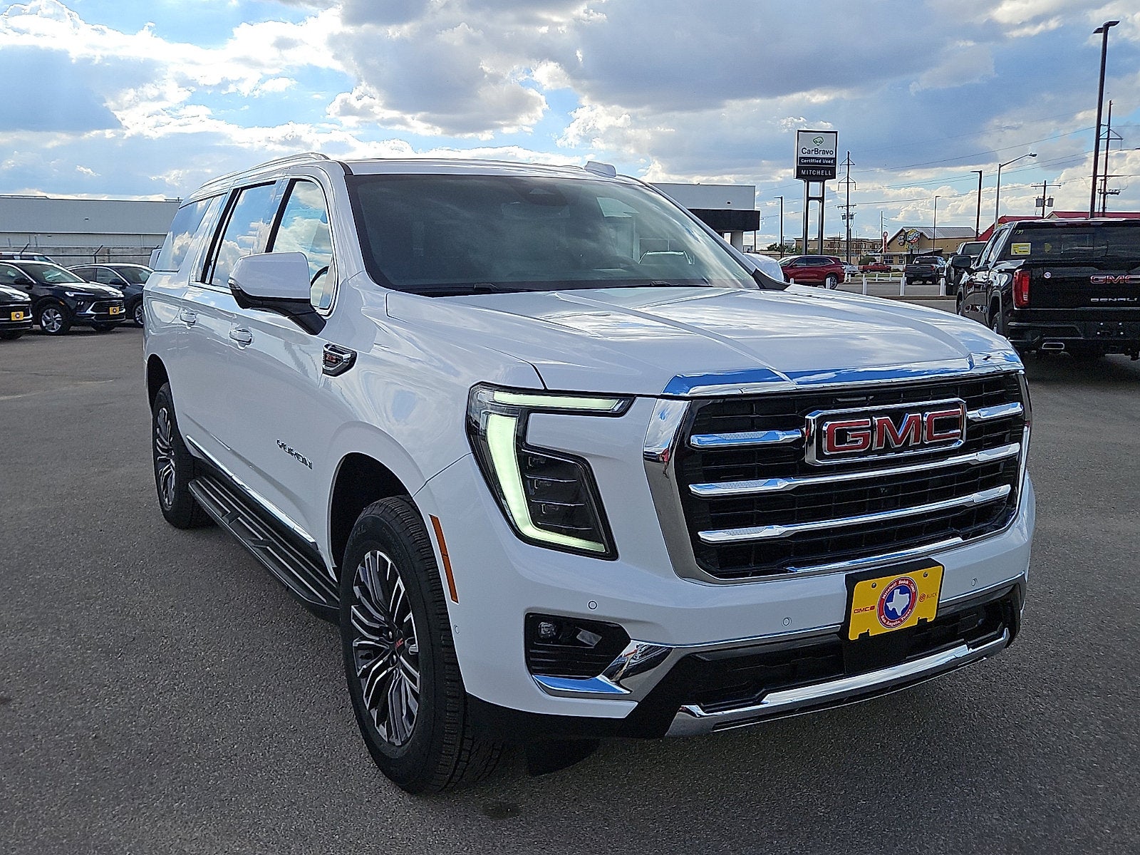 2026 GMC Yukon XL Elevation