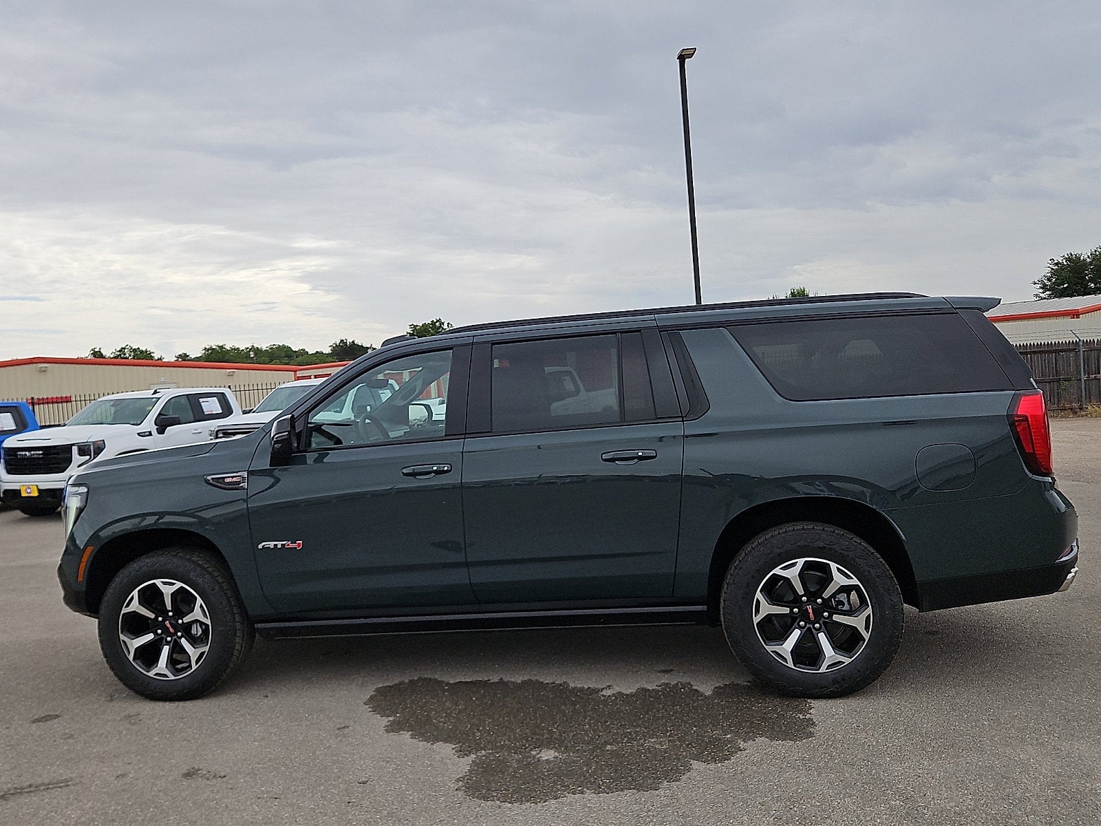 2026 GMC Yukon XL AT4