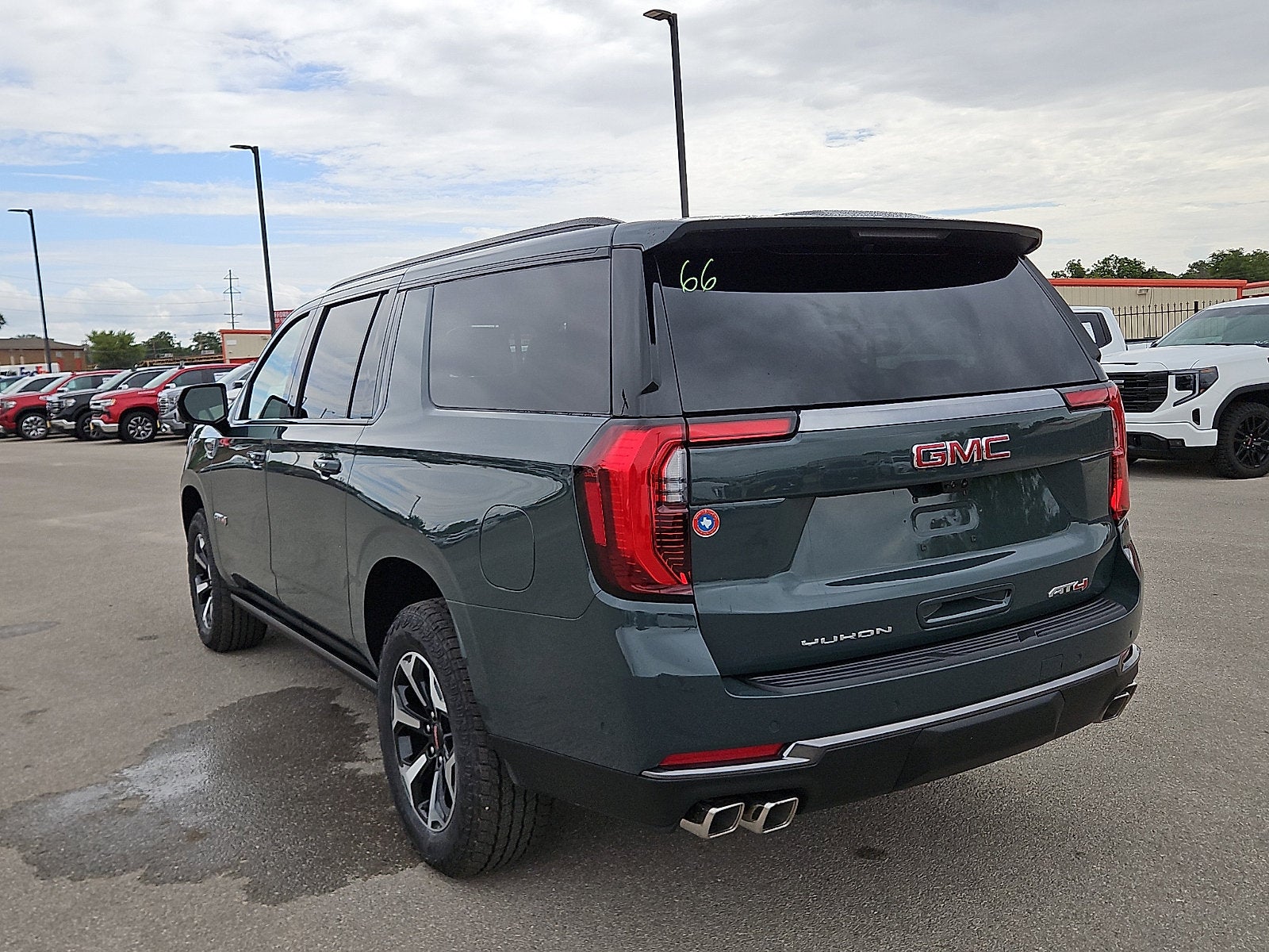 2026 GMC Yukon XL AT4