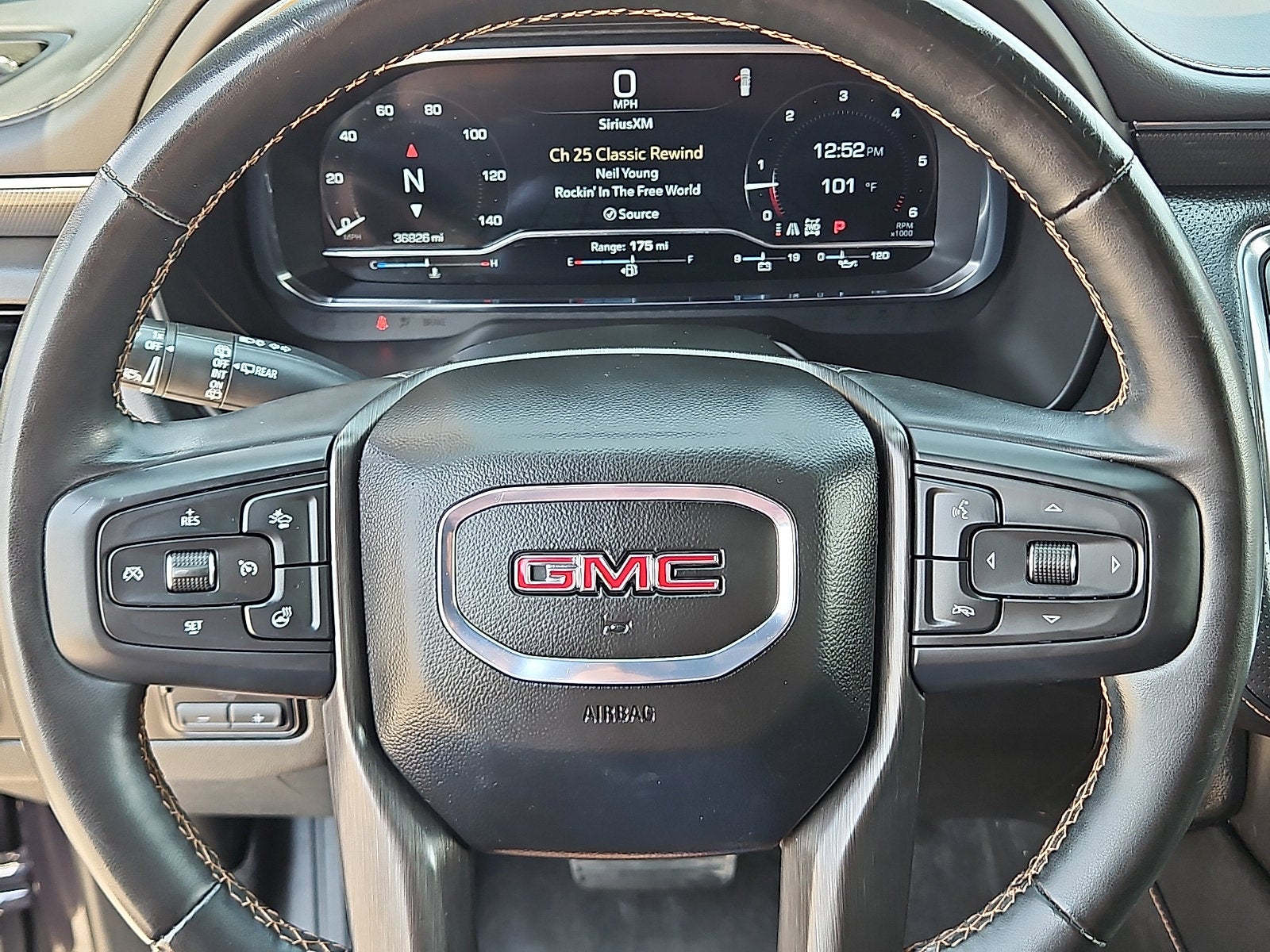 2024 GMC Yukon XL AT4