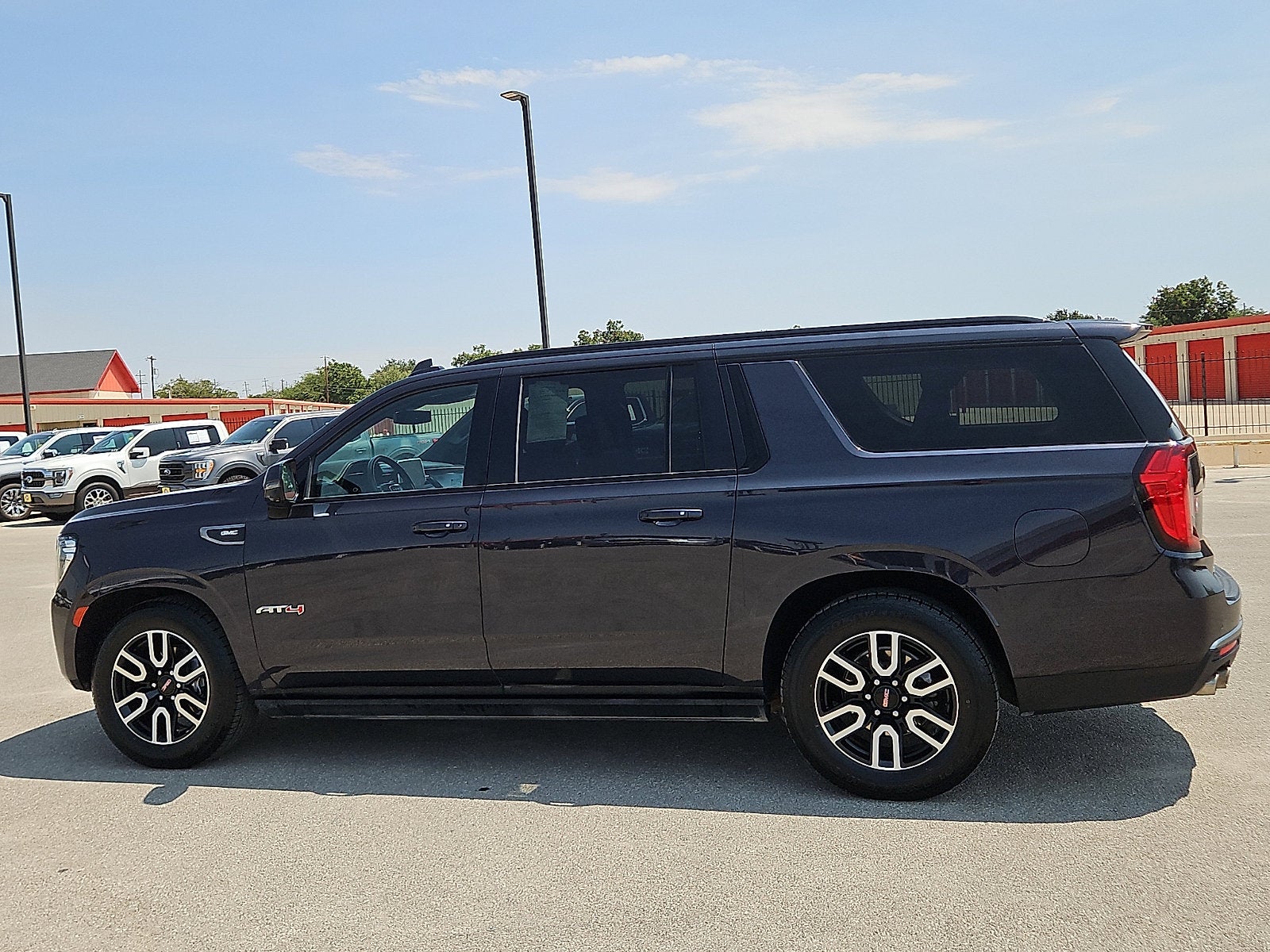 2024 GMC Yukon XL AT4