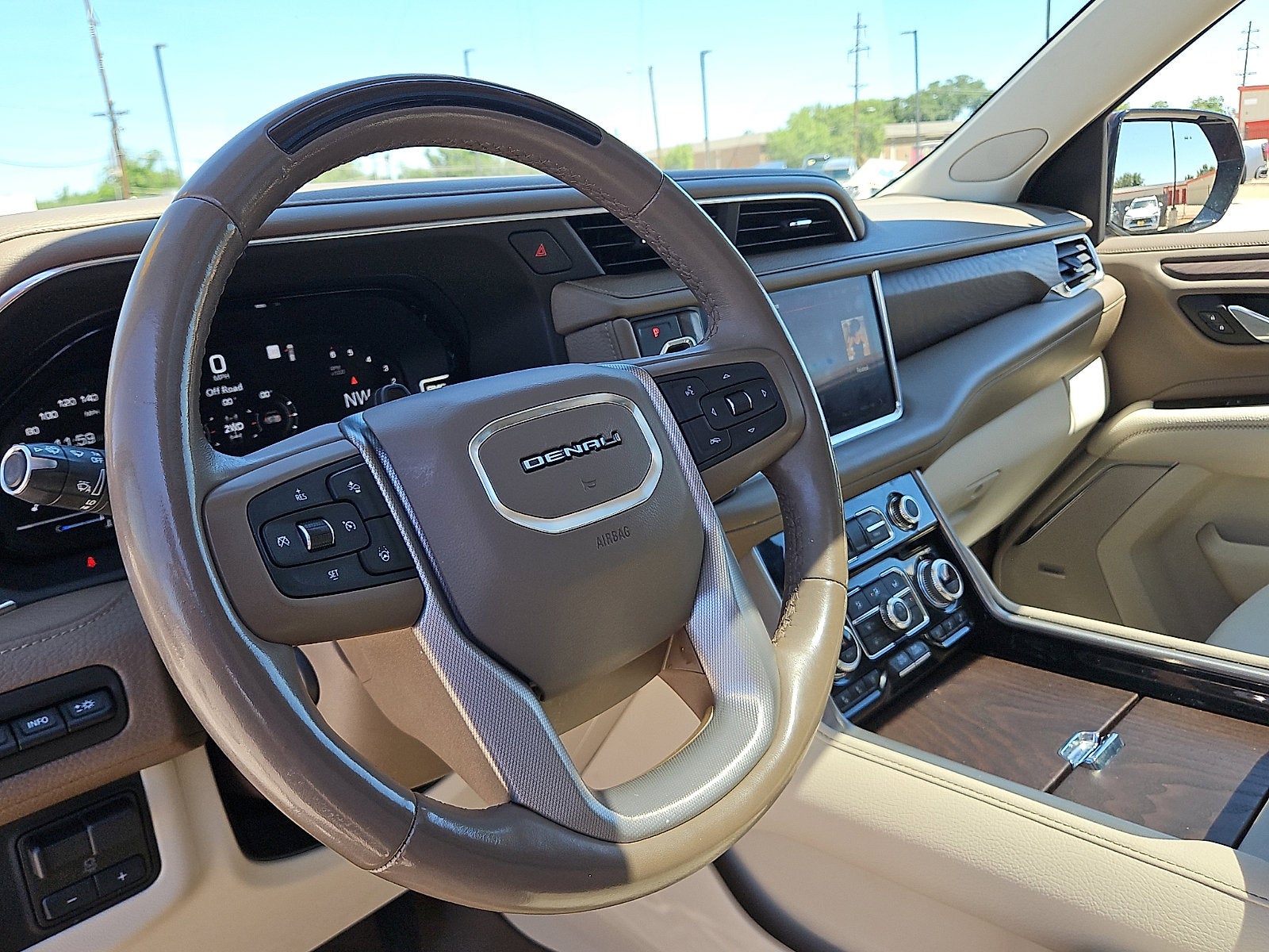 2023 GMC Yukon XL Denali