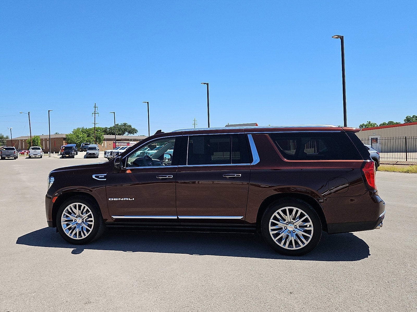 2023 GMC Yukon XL Denali