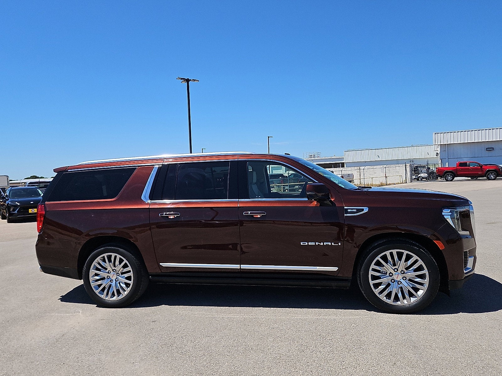 2023 GMC Yukon XL Denali
