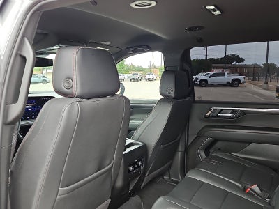 2025 Chevrolet Suburban RST