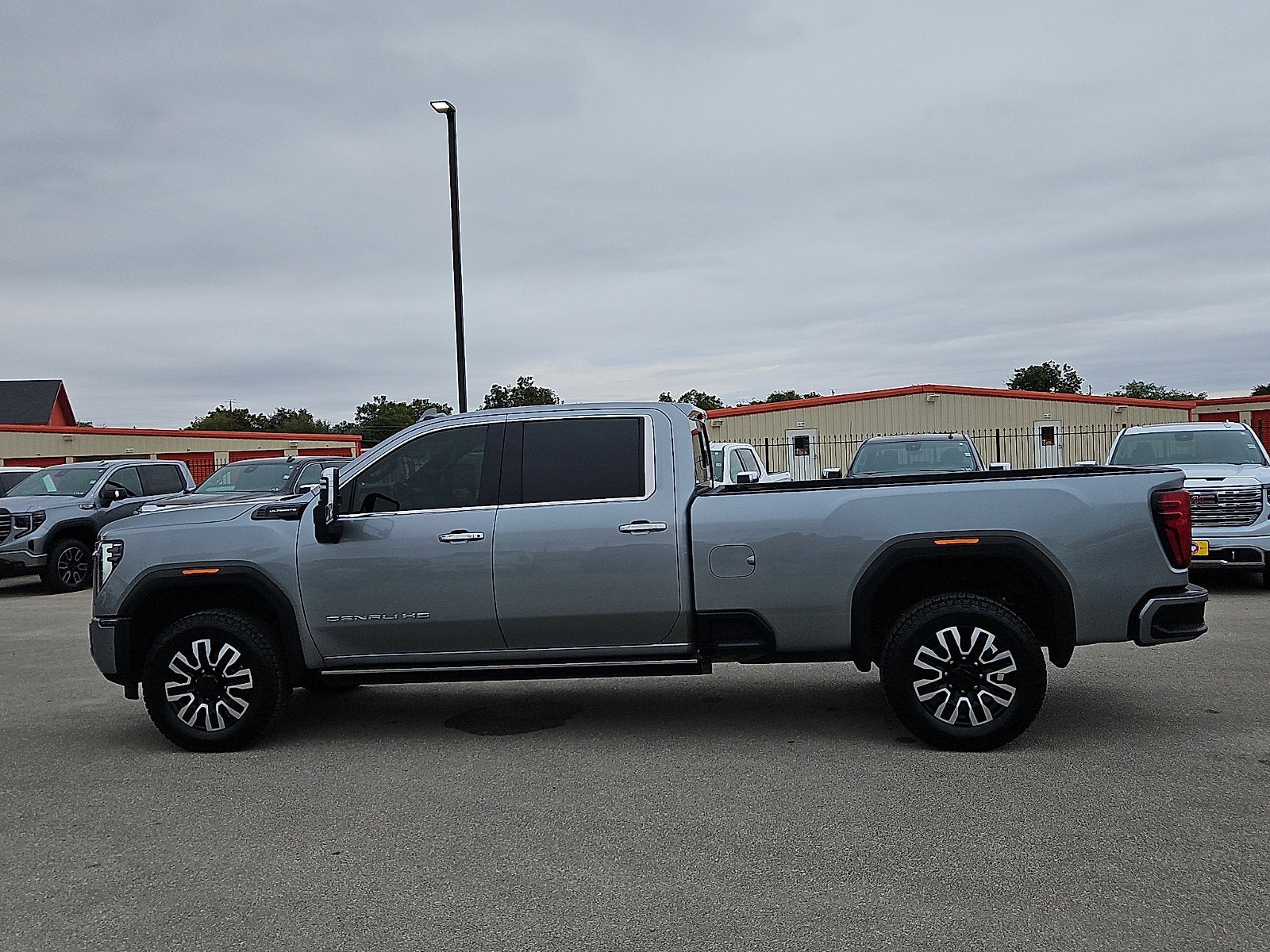 2024 GMC Sierra 3500 HD Denali Ultimate